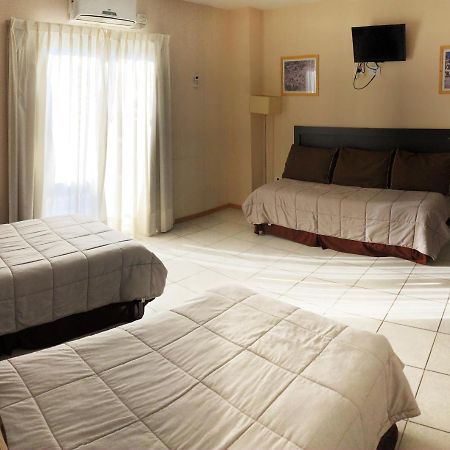 Apart Hotel Granada Neuquen Bagian luar foto