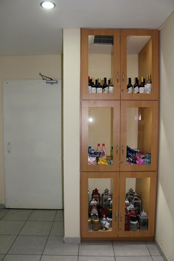 Apart Hotel Granada Neuquen Bagian luar foto